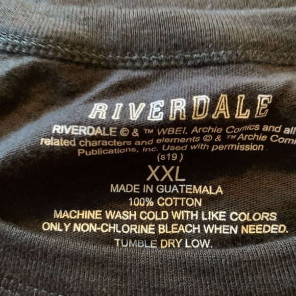 Riverdale Mens Short Sleeve T-Shirt With A Design Size XXL - Picture 5 of 5